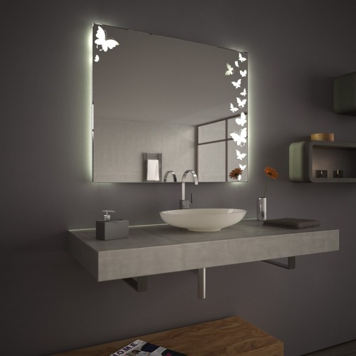 10 причин, купить интерьерное зеркало с подсветкой L'avenir mirror